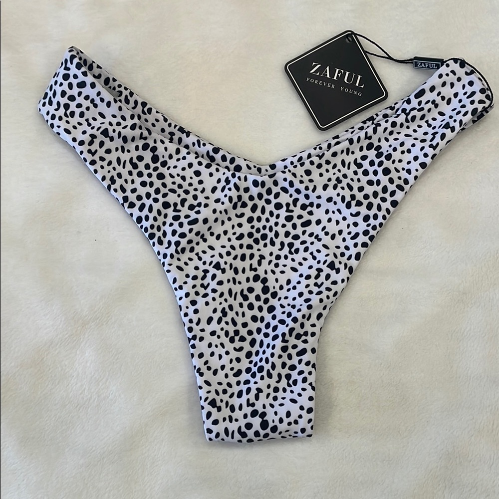Zaful Black and White Leopard Print Bikini Bottom nwt